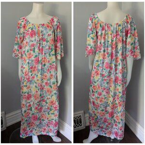 Housecoat and matching nightgown